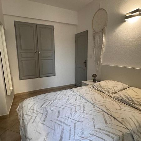 Fabuleux Logement Le Beausset Exterior foto